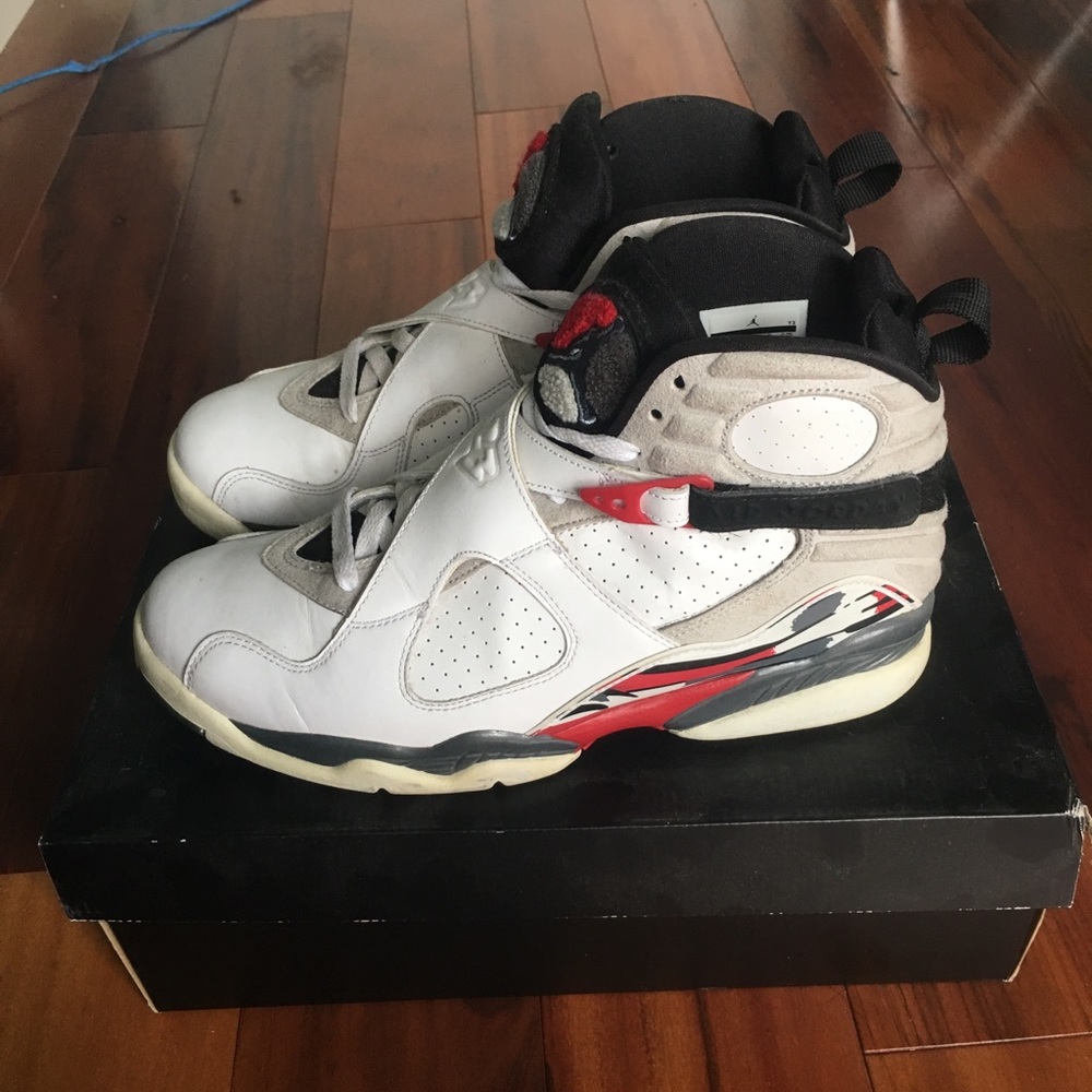 Jordan 8s Bugs Bunny